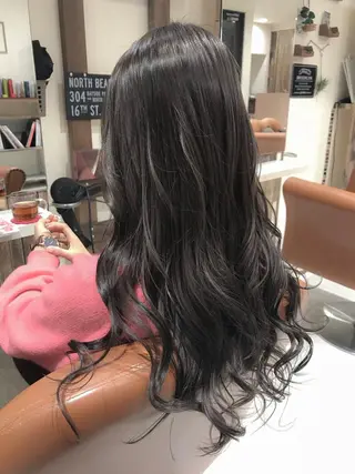 ロング カラー eclair.髪質改善&トリートメント所属・【艶髪、透明感】西村 有司のヘアスタイル