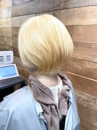 ショート カラーブリーチ特化 石原勇希のヘアスタイル