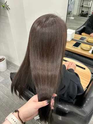 ロング 渡邊 彩花のヘアスタイル