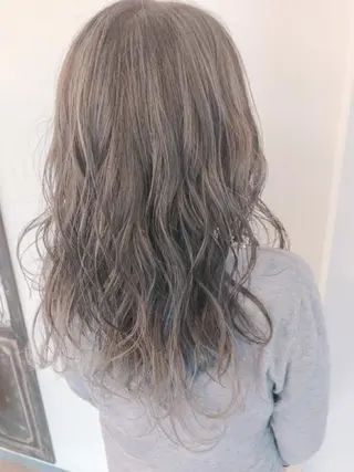 ロング カラー デザインカラー髪質 改善Lilithのその他イメージ