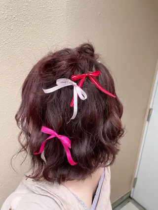 ミディアム ヘアアレンジ ヘアセット🎀耳つぼ 👂💎MONAMIのヘアスタイル