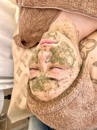 ショート カラー パーマ ヘアアレンジ メンズ キッズ ネイル マツエク・マツパ アイブロウ 眉毛専門サロン 【muni】福島野田の眉毛・アイブロウイメージ