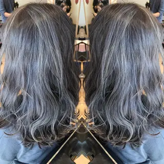 セミロング カラー 大久保 隆蔵のヘアスタイル