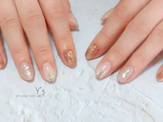 ネイル YUMI NAGAI  のネイルデザイン