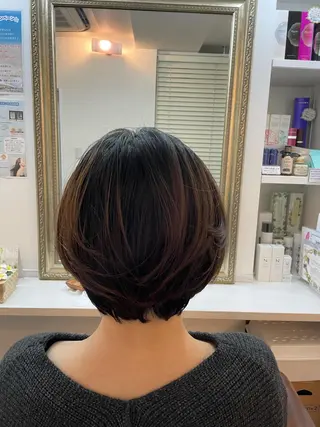 ショート 🌈elua yukaのヘアスタイル