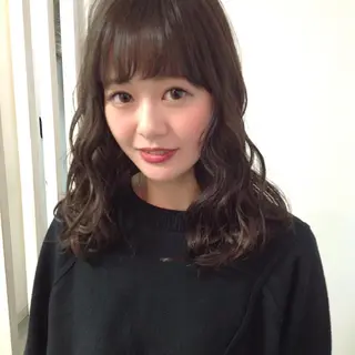 セミロング カラー 榎園 由美のヘアスタイル