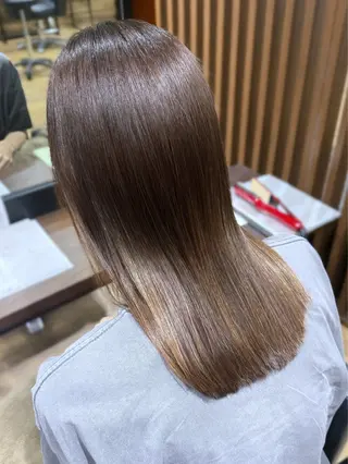 セミロング Happiness CLOVER八木店所属・石井 陽海のヘアスタイル