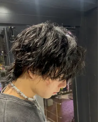 ミディアム パーマ メンズ 【フェザーパーマ】 【縮毛矯正】鶴田文のヘアスタイル