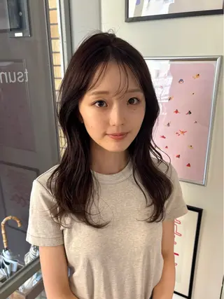 セミロング yuna / tsunaguのヘアスタイル