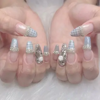 ネイル Mari 🎀六月移転のネイルデザイン