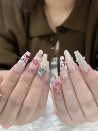 ネイル Julli ジュリのネイルデザイン