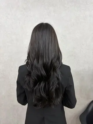 ロング カラー 倉澤 愛理のヘアスタイル