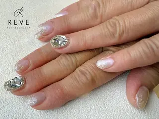 ネイル REVE アイのネイルデザイン