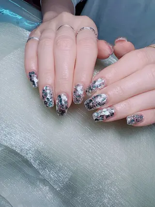 ネイル Yuxi Beauty salon 【ユーシィー ビューティ サロン】所属・ユーシーネイルサロン 池田公園店のネイルデザイン