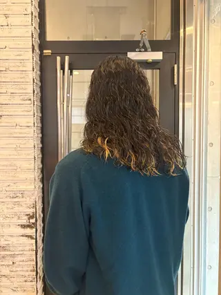 ロング パーマ パーマ/カラーモデル ななほのヘアスタイル