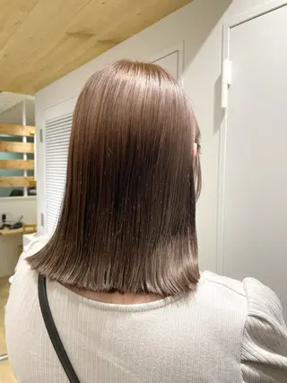 ミディアム カラー EIGHT新宿 新井彩斗のヘアスタイル