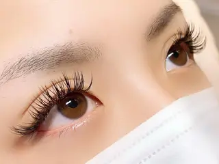 マツエク・マツパ YELLIO所属・YELLIO (エーリオ)のマツエク・マツパデザイン