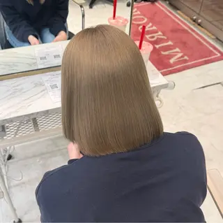 カラー 【🦋ハイトーンリタ ッチ🦋】ENAのヘアスタイル