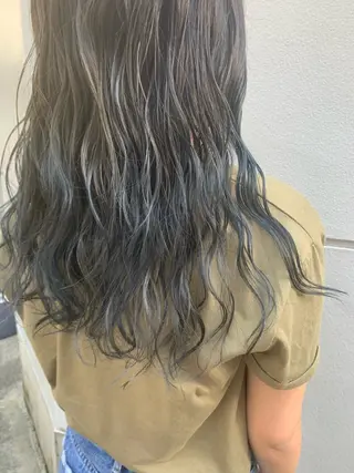 ロング カラー ヘアアレンジ サナ🌱 切りっぱなしボブのヘアスタイル