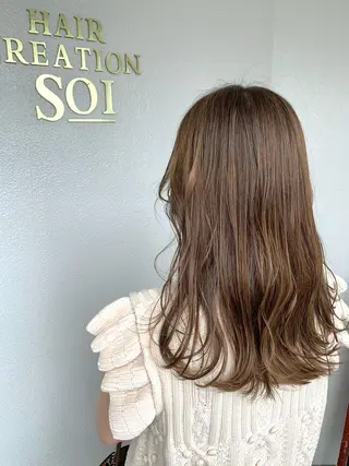 ロング カラー 三野 沙也のヘアスタイル