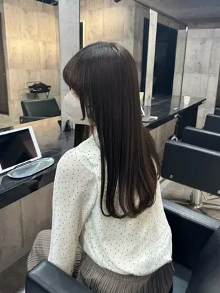 セミロング カラー ヘアアレンジ 心斎橋ハイトーン特化 midori🍀のヘアスタイル