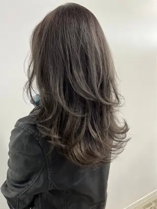 ロング カラー ダブルカラー寒色系 ボリューム改善ハヤトのヘアスタイル