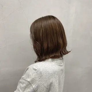 ミディアム yuna/ボブカット /ハイトーンカラーのヘアスタイル