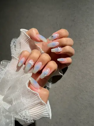 ネイル I-nailロング /ワンホン/キラキラのネイルデザイン