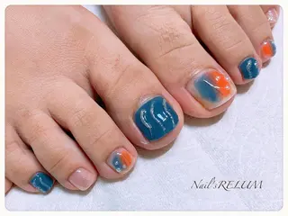 ネイル THECOLORS所属・近貞 莉奈のネイルデザイン