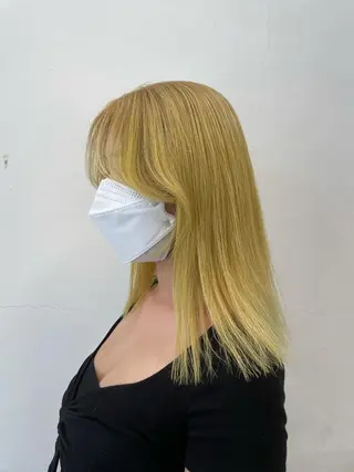 セミロング カラー ヘアアレンジ 艶ハイトーン/ヘア アレンジAYAKAのヘアスタイル