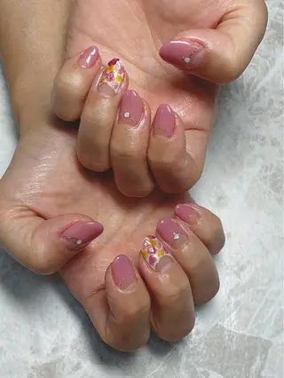 ネイル ネイルPetit Ribbonのネイルデザイン