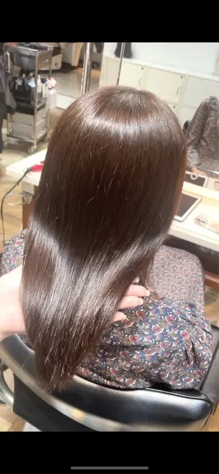 ミディアム カラー BEBE所属・ご新規様限定 透明感カラーKANAのヘアスタイル