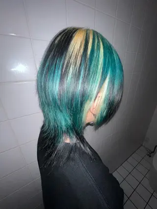 ミディアム 💥ウルフカット デザインあんな💥のヘアスタイル