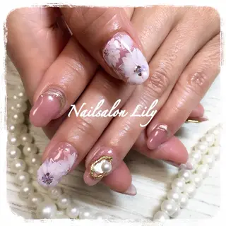 ネイル Nailsalon Lilyのネイルデザイン