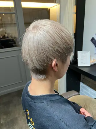 カラー メンズ 川村 綾のヘアスタイル