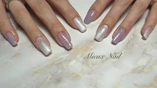 ネイル 市川 麻衣子のネイルデザイン