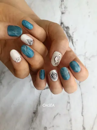 ネイル 🌞💜 KAORI 🌴のネイルデザイン