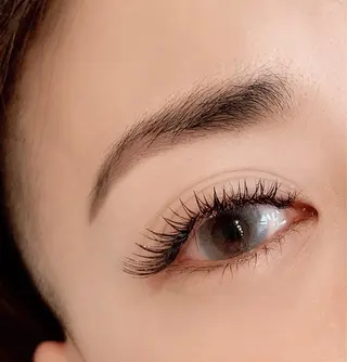 マツエク・マツパ aveuglant所属・aveuglant 加藤久佳のマツエク・マツパデザイン