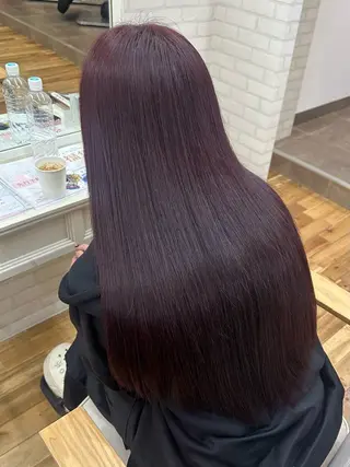 ロング 透明感カラー/牧内 楓/インナーカラーのヘアスタイル