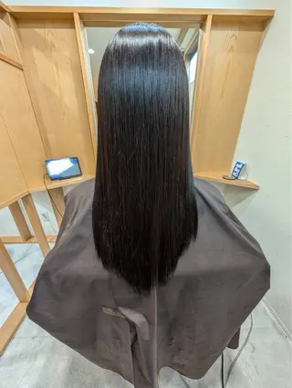 カラー 勝田 茉桜のヘアスタイル