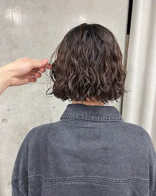 ミディアム カラー パーマ 森山 陽菜のヘアスタイル