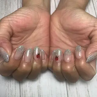 ネイル es nailのネイルデザイン