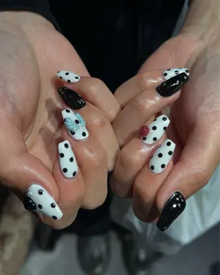 ネイル Hata nail 🎀個性派ニュアンスのネイルデザイン