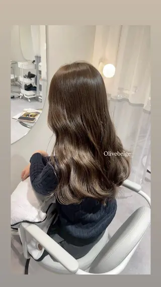 ロング 特化✨透明感カラー 白髪染め✨住田緋菜のヘアスタイル