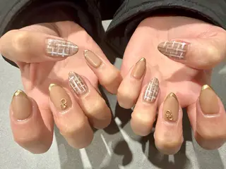 ネイル ＆robe銀座 🪽tsuki🪽のネイルデザイン