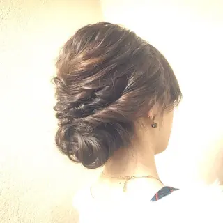 ヘアアレンジ 透明感カラー・ 髪質改善🩵イケダのヘアスタイル