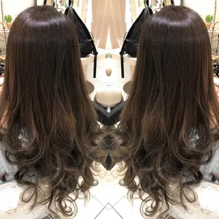 ロング 縮毛矯正/髪質改善 継続する美髪のヘアスタイル