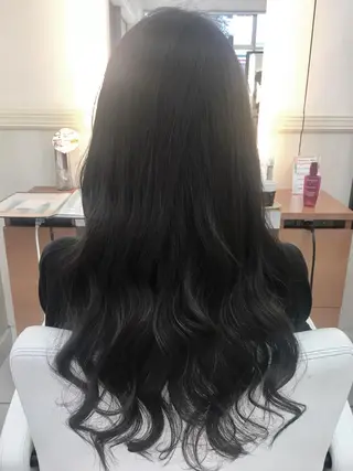 カラー N° jillva ♦️川端裕司♦️のヘアスタイル