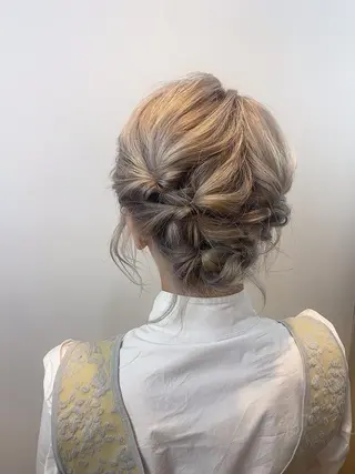 ヘアアレンジ アールバイニーナ所属・R by NINA アールバイニーナのヘアスタイル