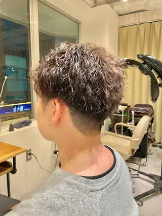 パーマ メンズ Re:Live 澁谷玄のヘアスタイル